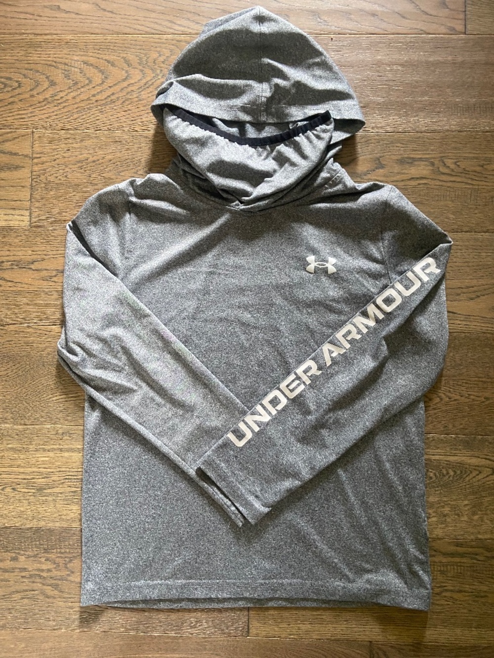 LIKE NEW: Grey Under Armour Hoodie Size Youth Medium